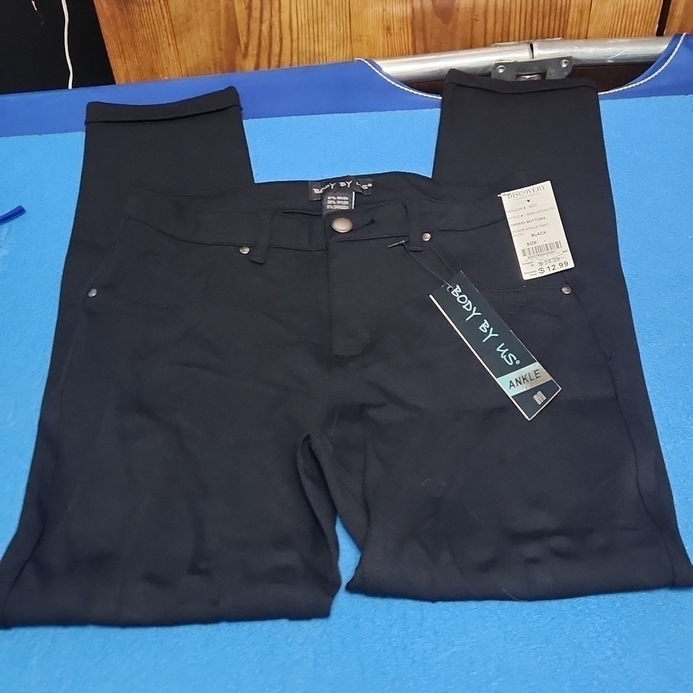 Mystery Box - Picture 2 of 12